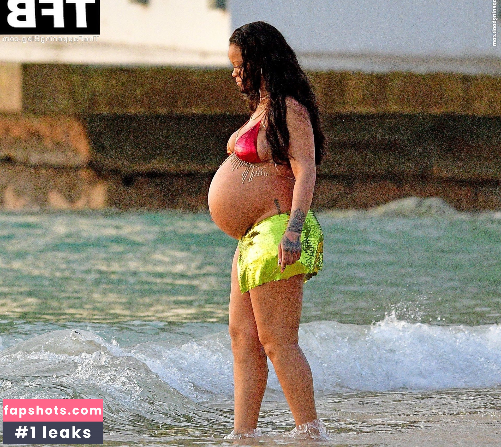 Rihanna gallery photo #1949