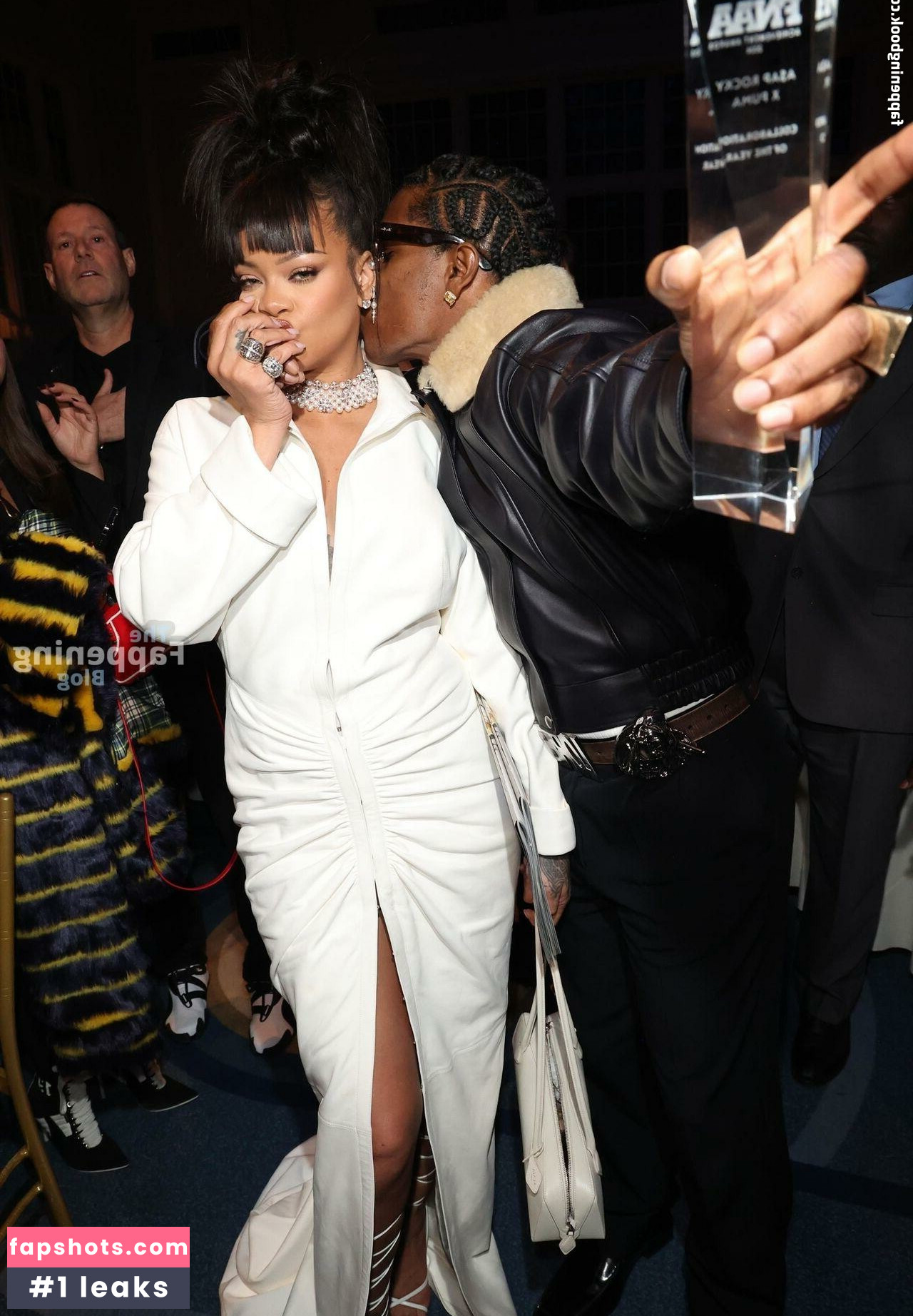 Rihanna Nacktheit OnlyFans Fotos #200 - Fapshots