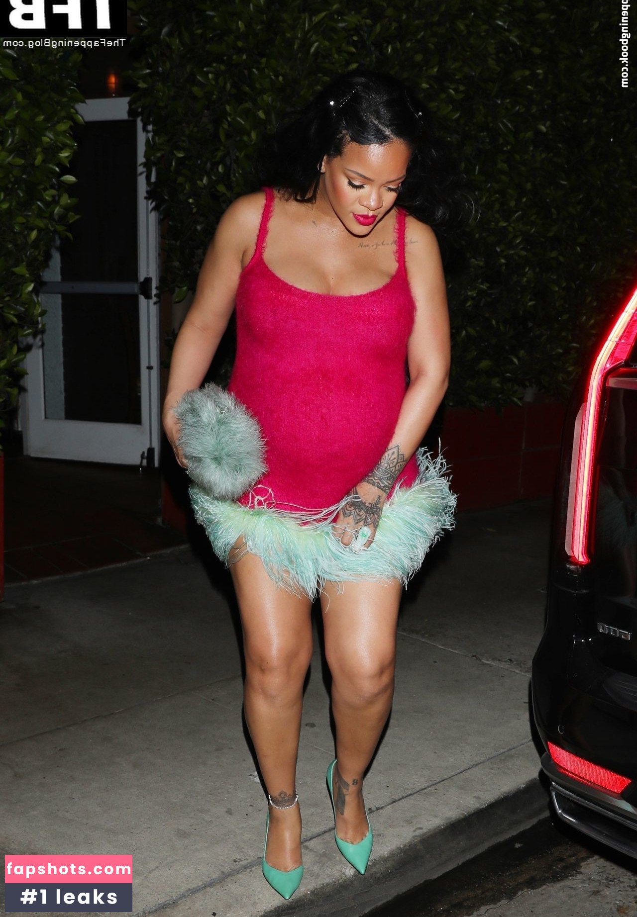 Rihanna gallery photo #2010
