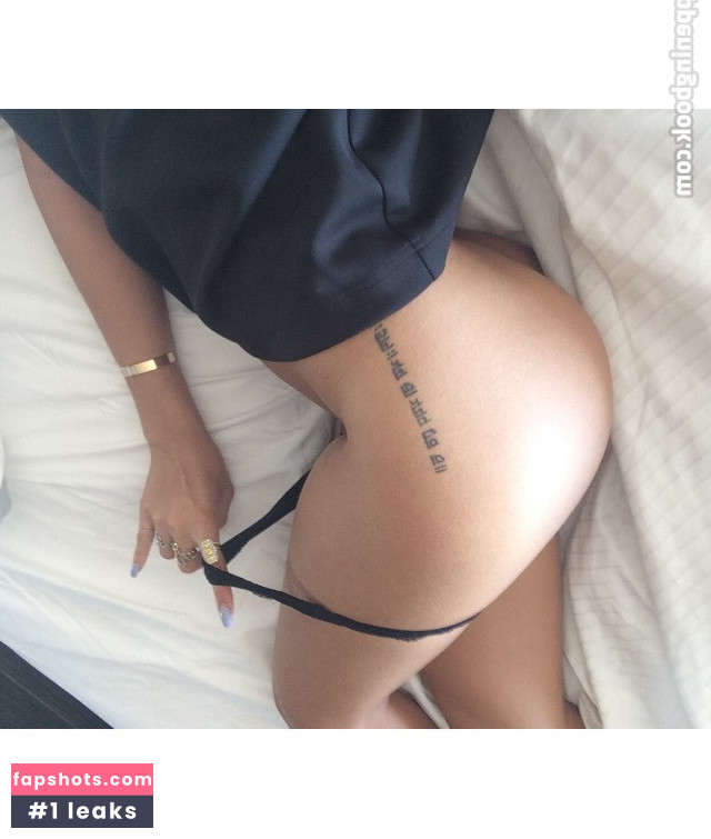 Rihanna gallery photo #2017