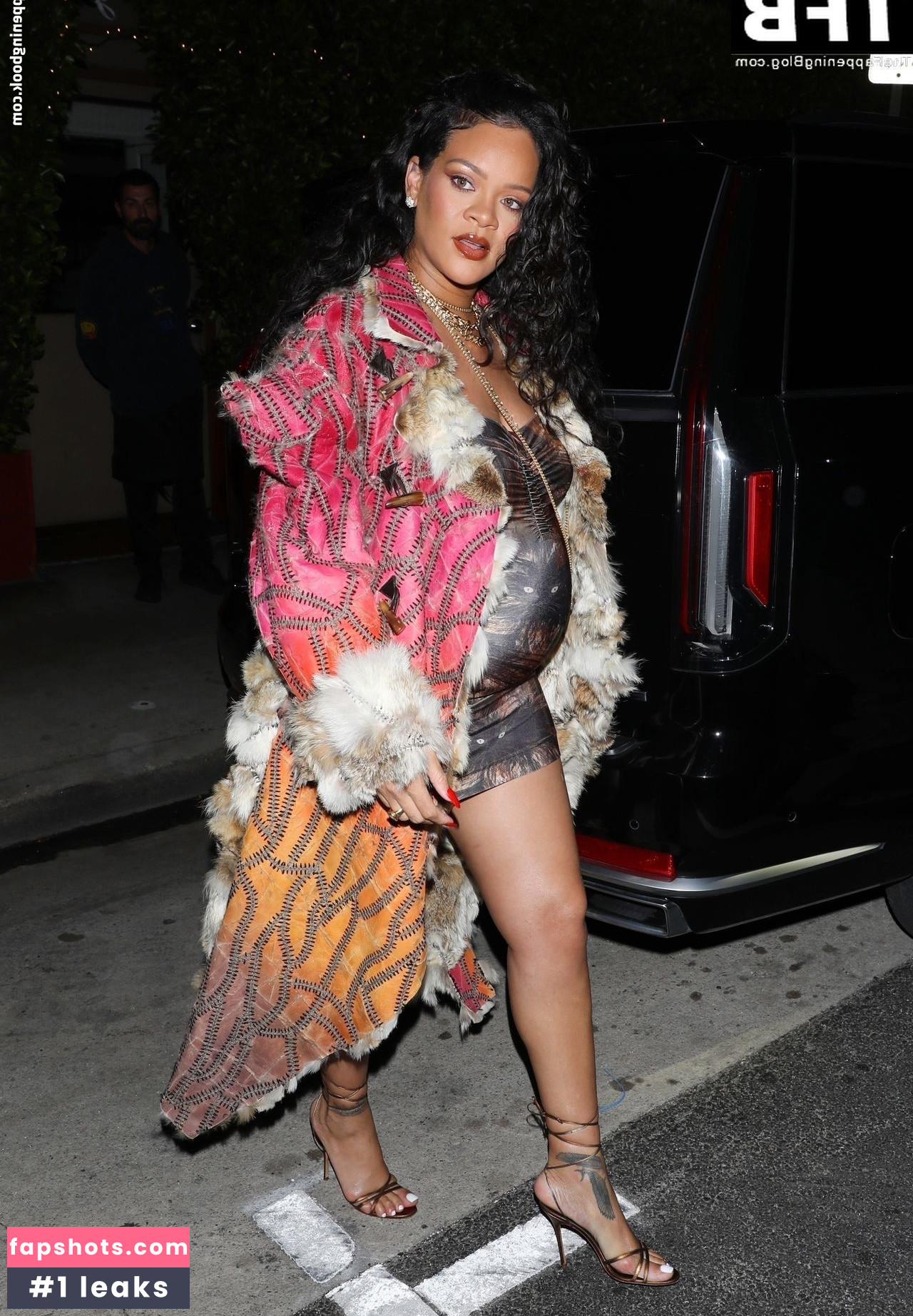 Rihanna gallery photo #2040