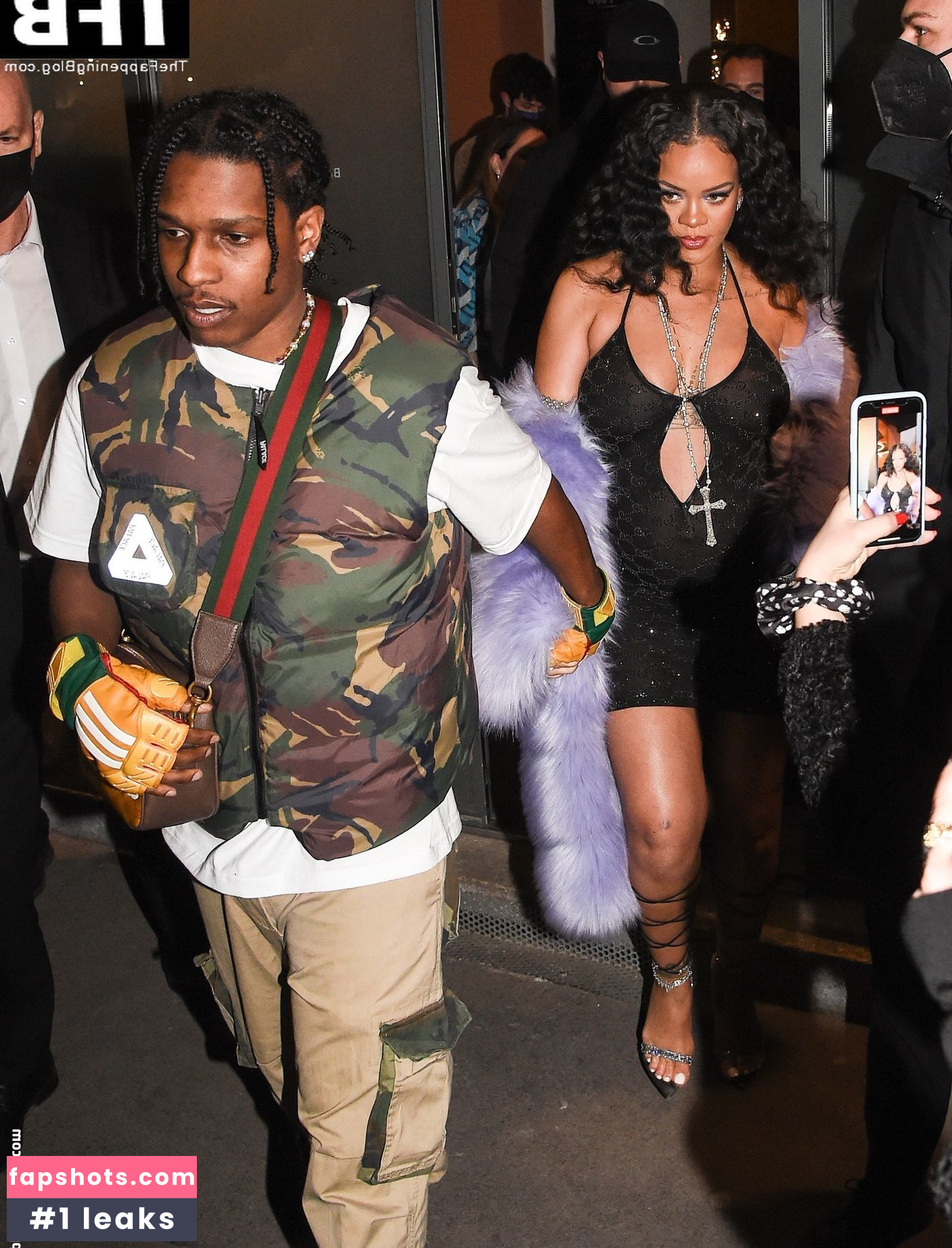 Rihanna gallery photo #2124