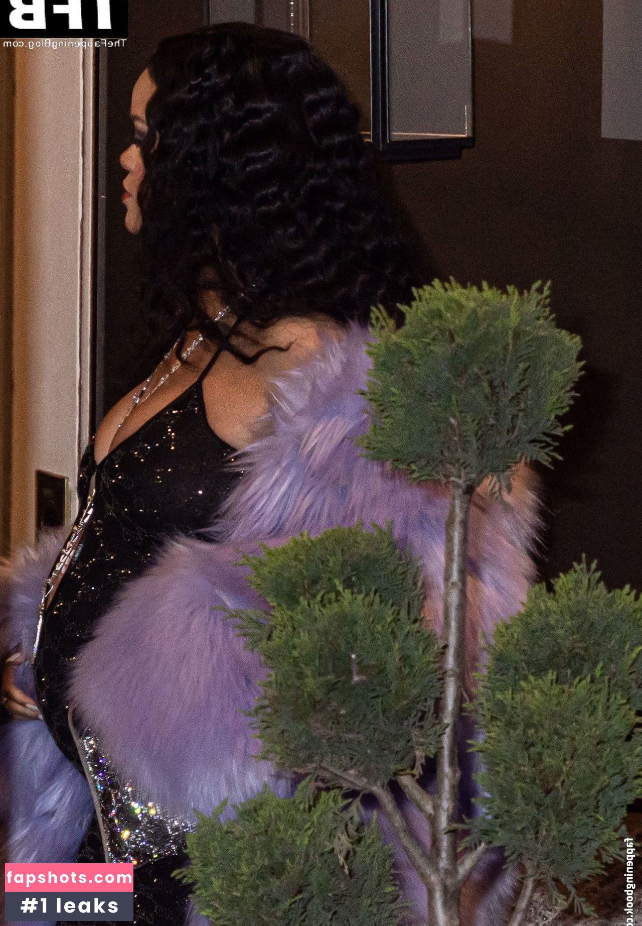 Rihanna gallery photo #2134