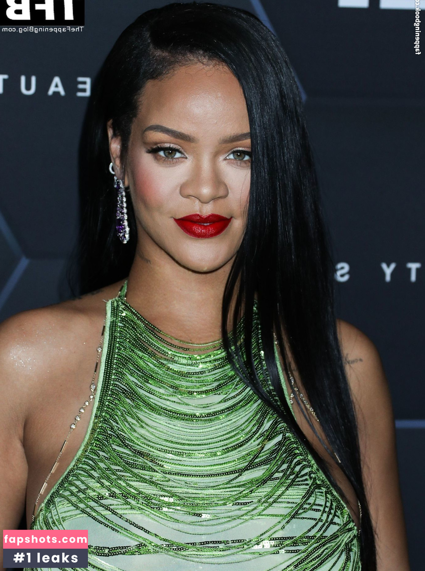 Rihanna gallery photo #2141