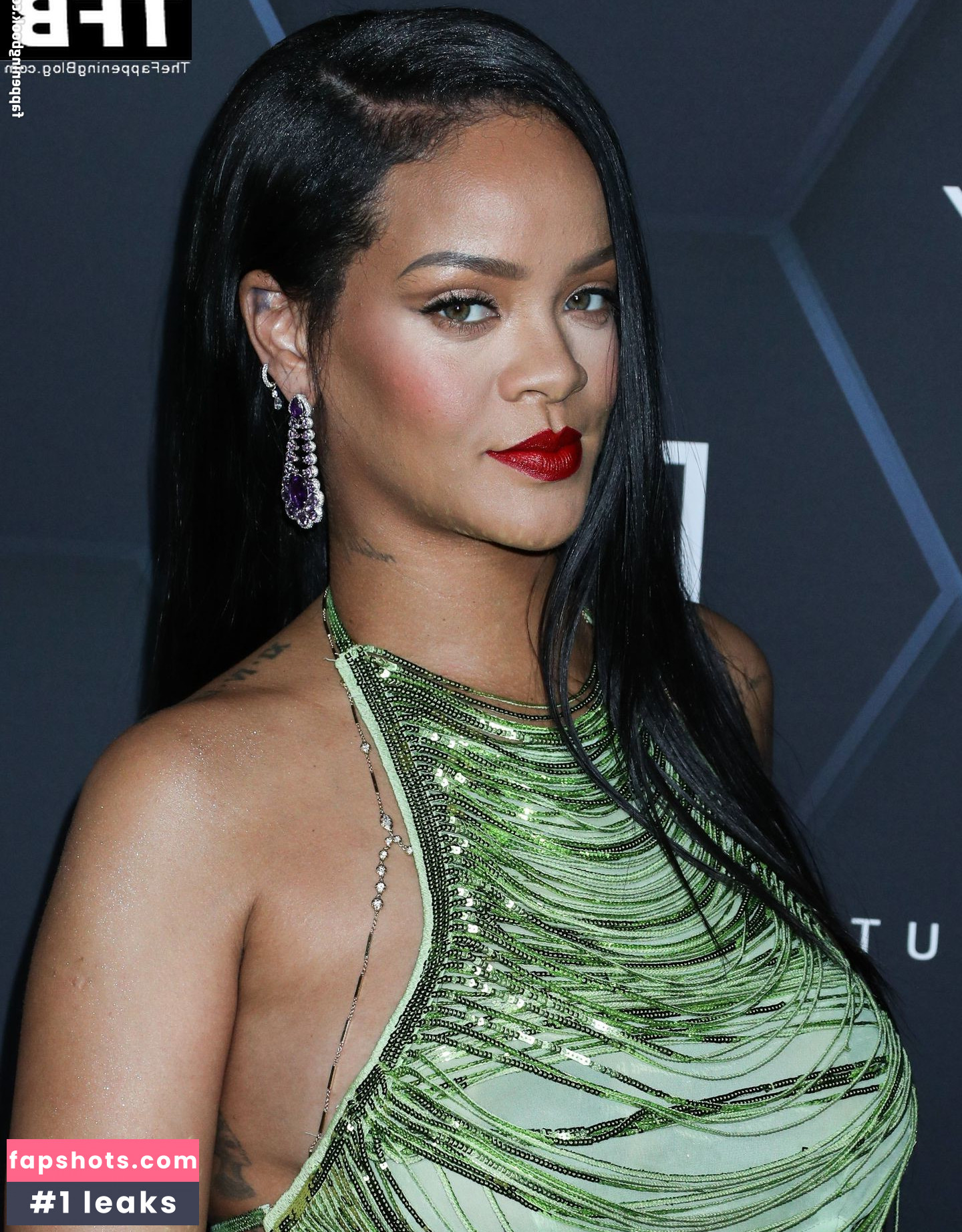 Rihanna gallery photo #2149