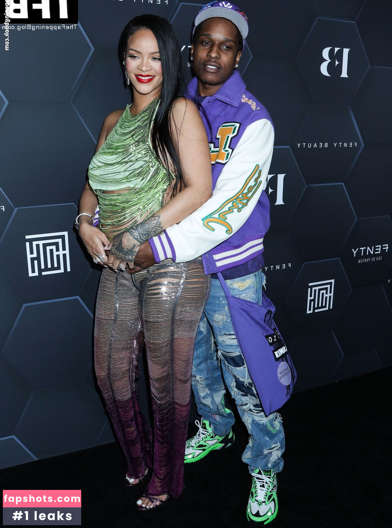 Rihanna gallery photo #2159