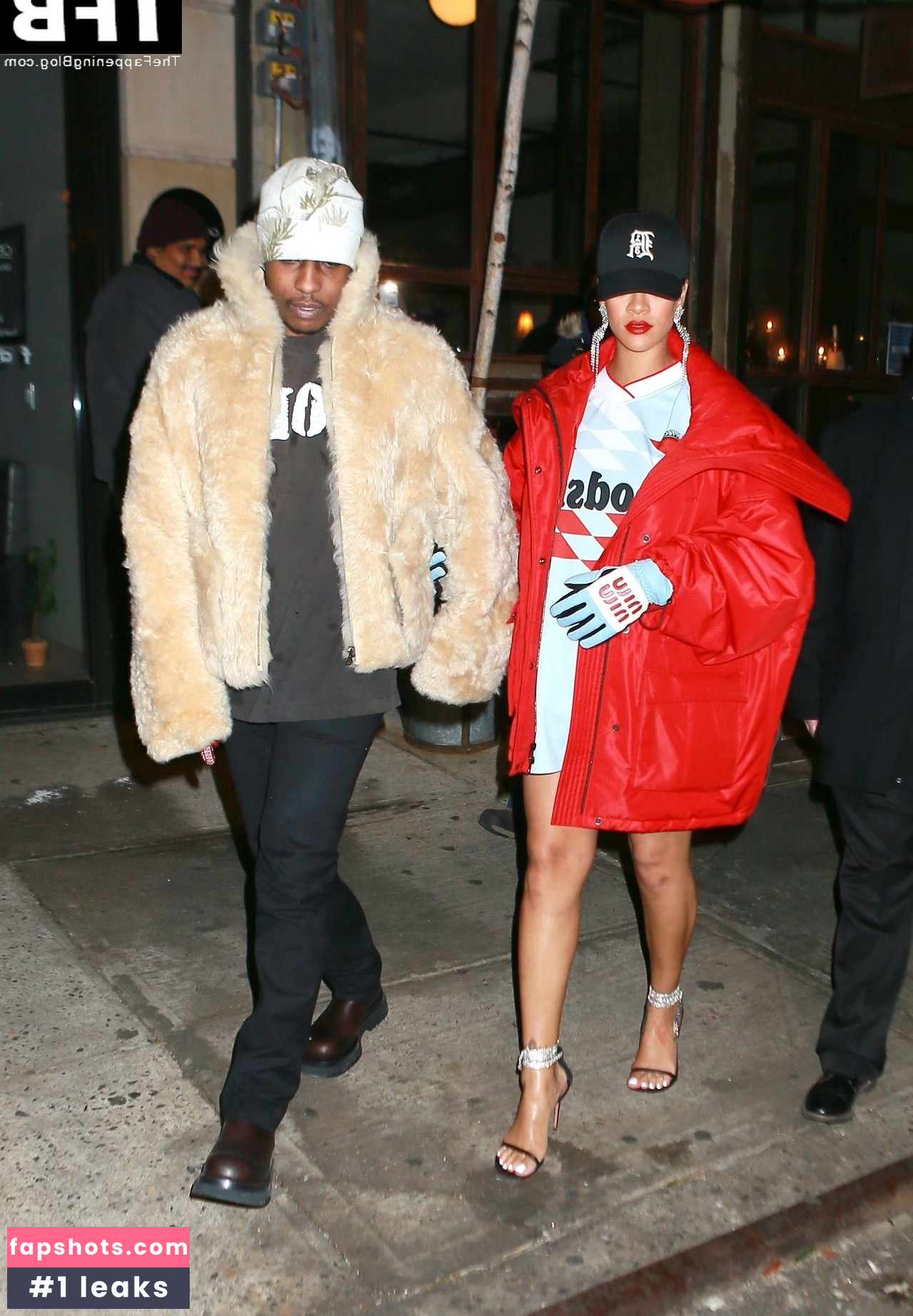 Rihanna gallery photo #2163