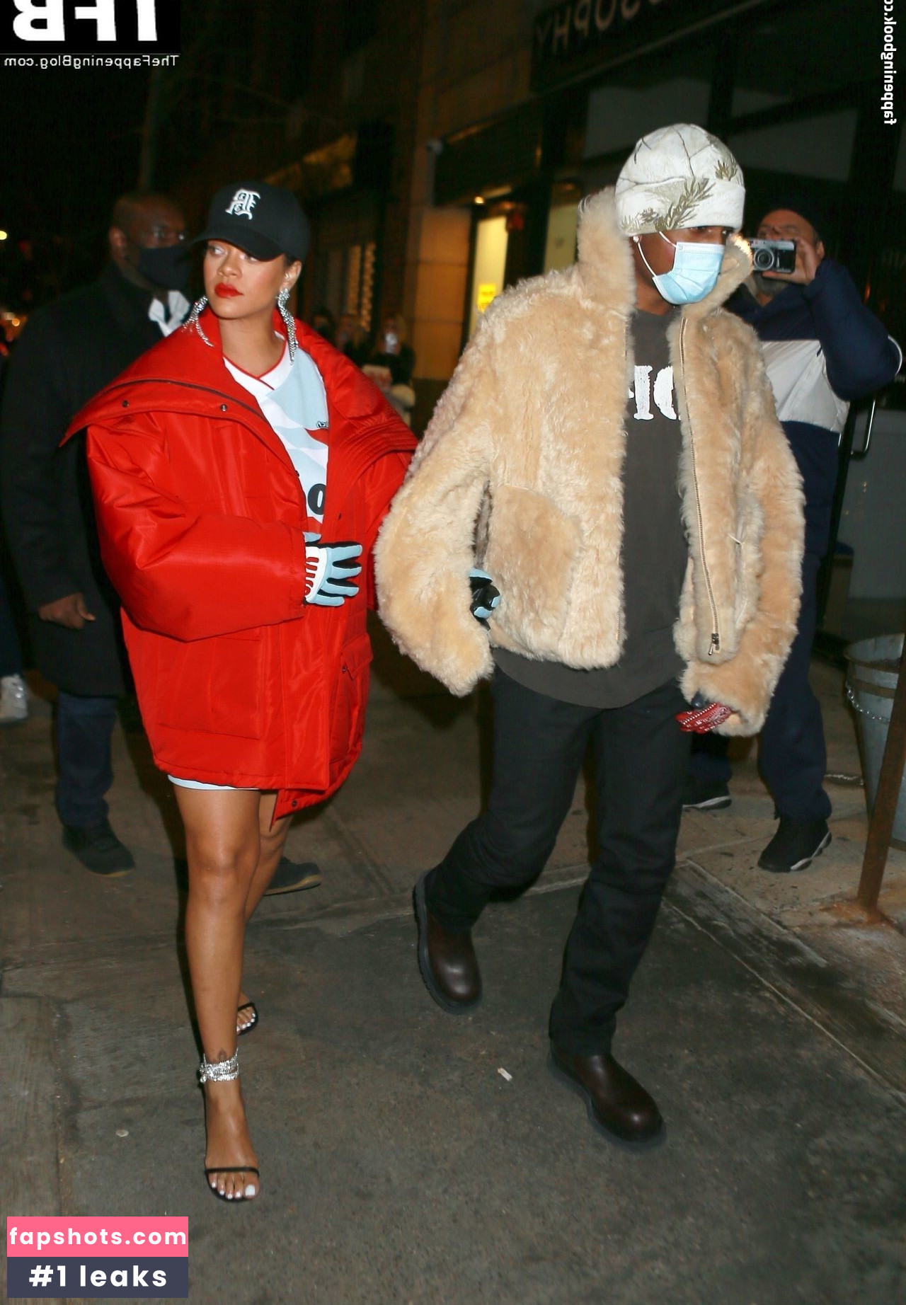 Rihanna gallery photo #2186