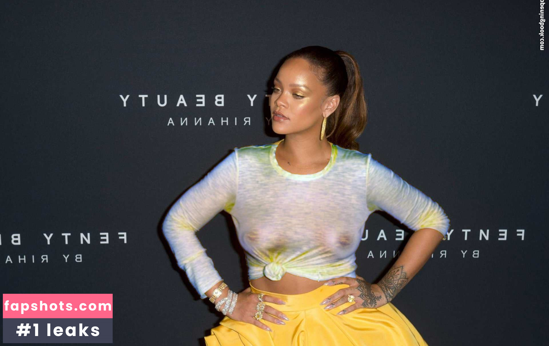 Rihanna gallery photo #2270