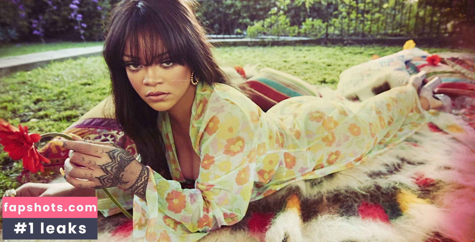 Rihanna gallery photo #2464