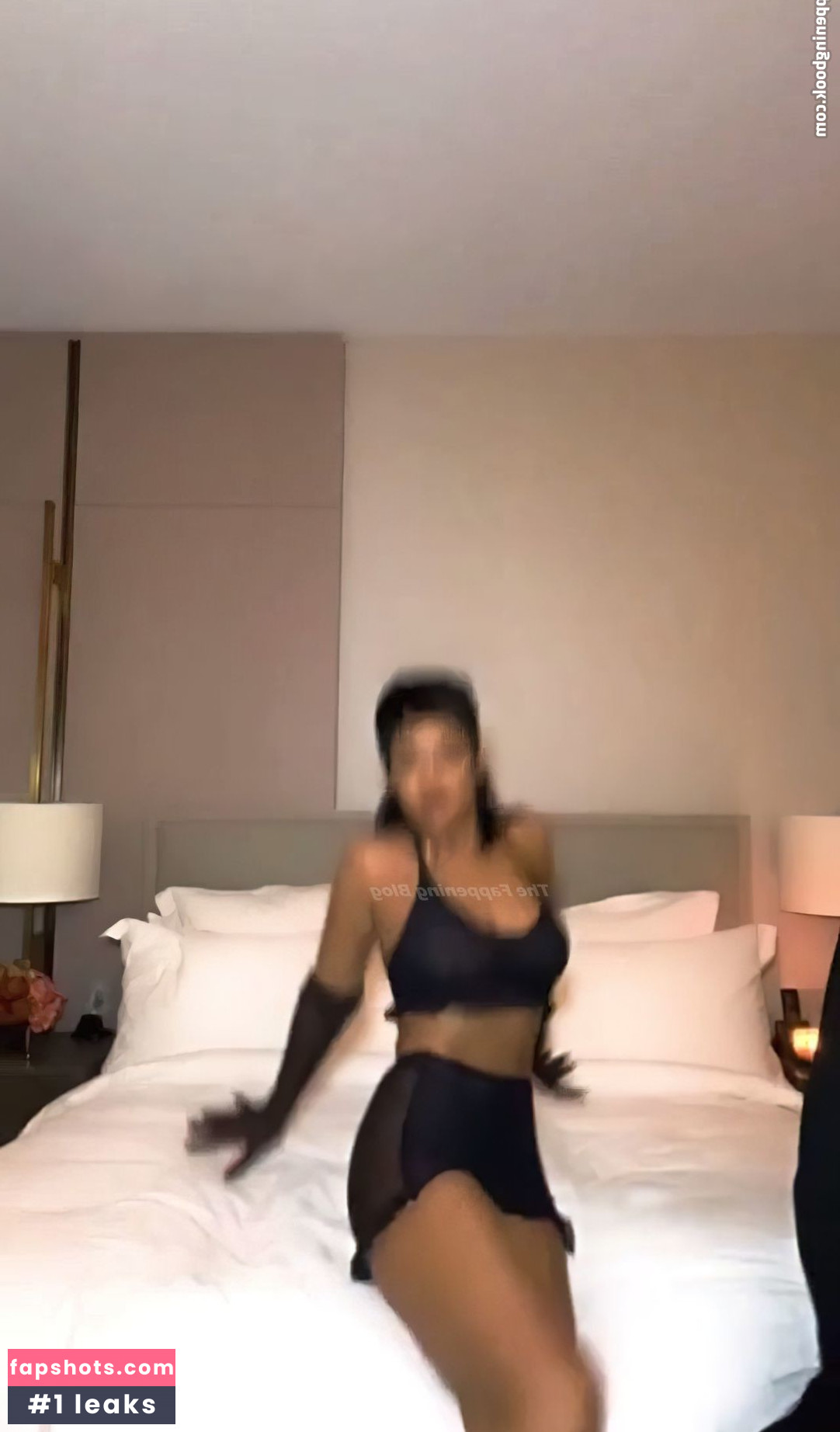 Rihanna gallery photo #2473