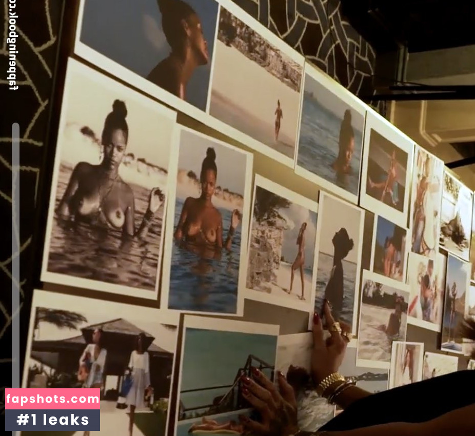 Rihanna gallery photo #2530