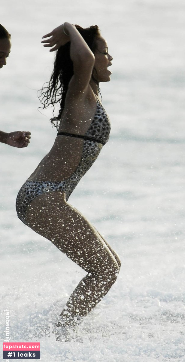 Rihanna gallery photo #2725