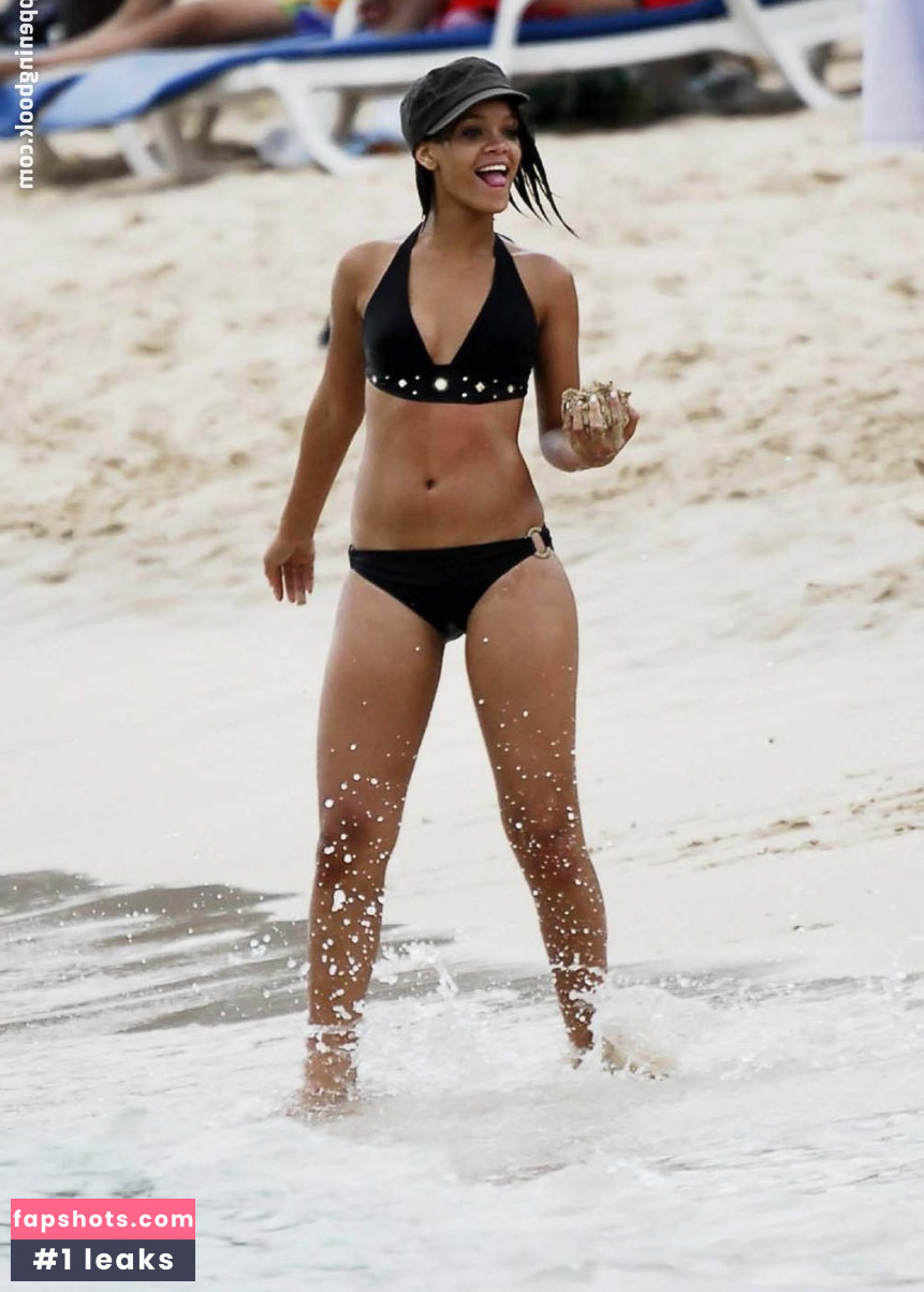 Rihanna gallery photo #2757