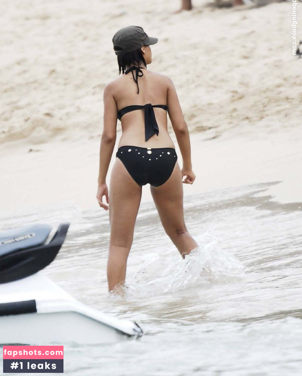 Rihanna gallery photo #2759