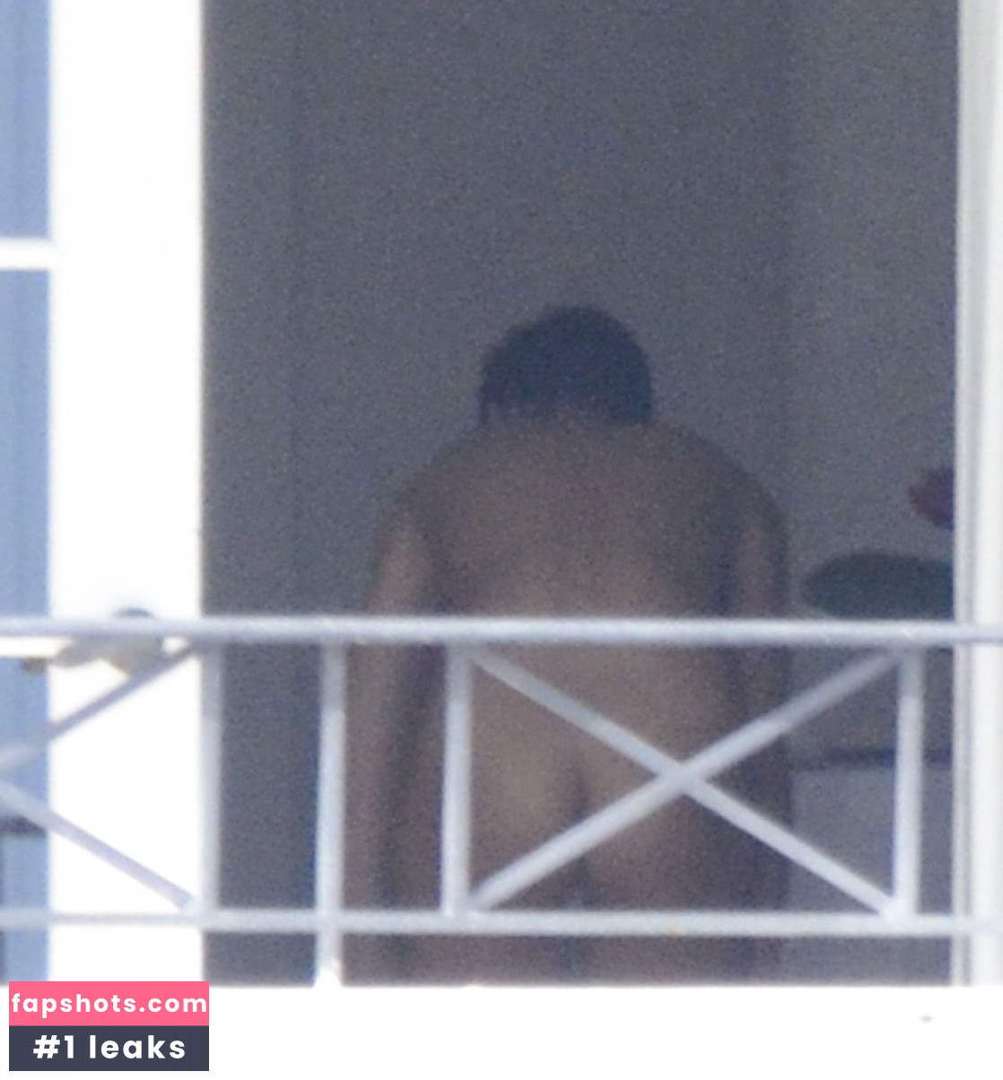 Rihanna gallery photo #2767