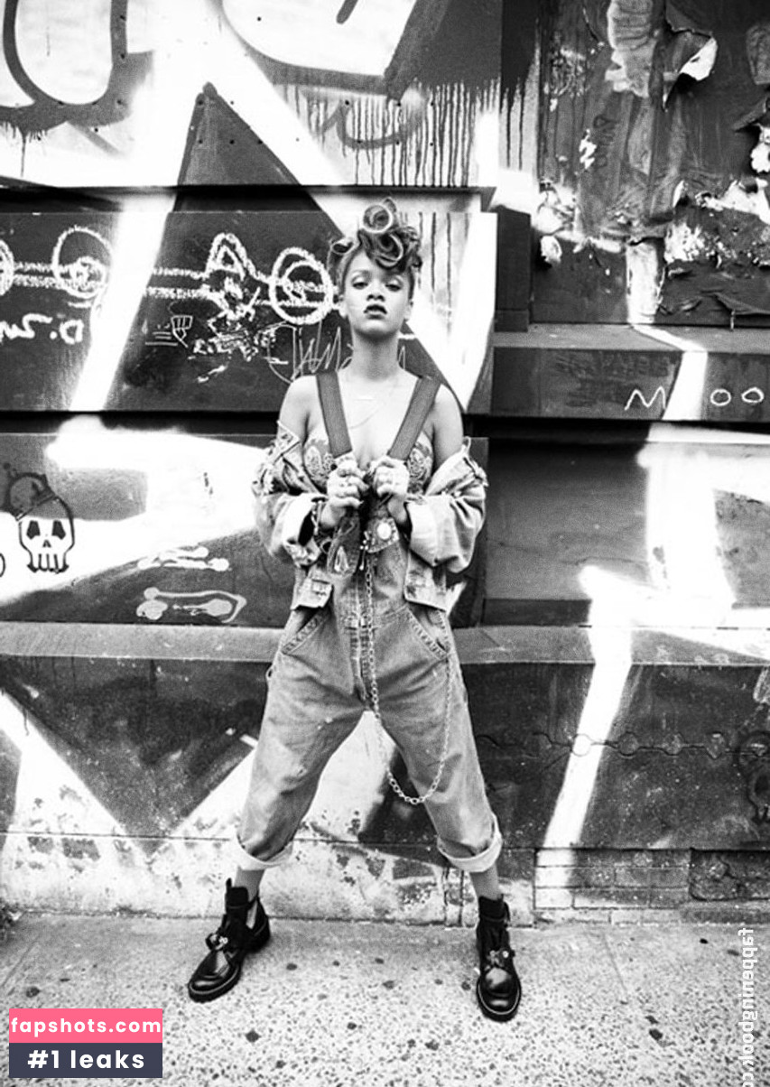 Rihanna gallery photo #2919