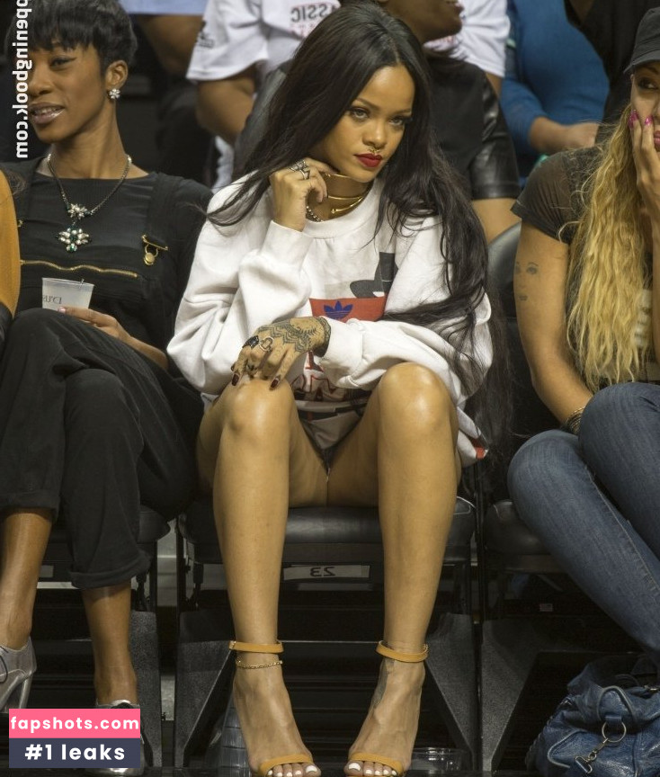 Rihanna gallery photo #2994