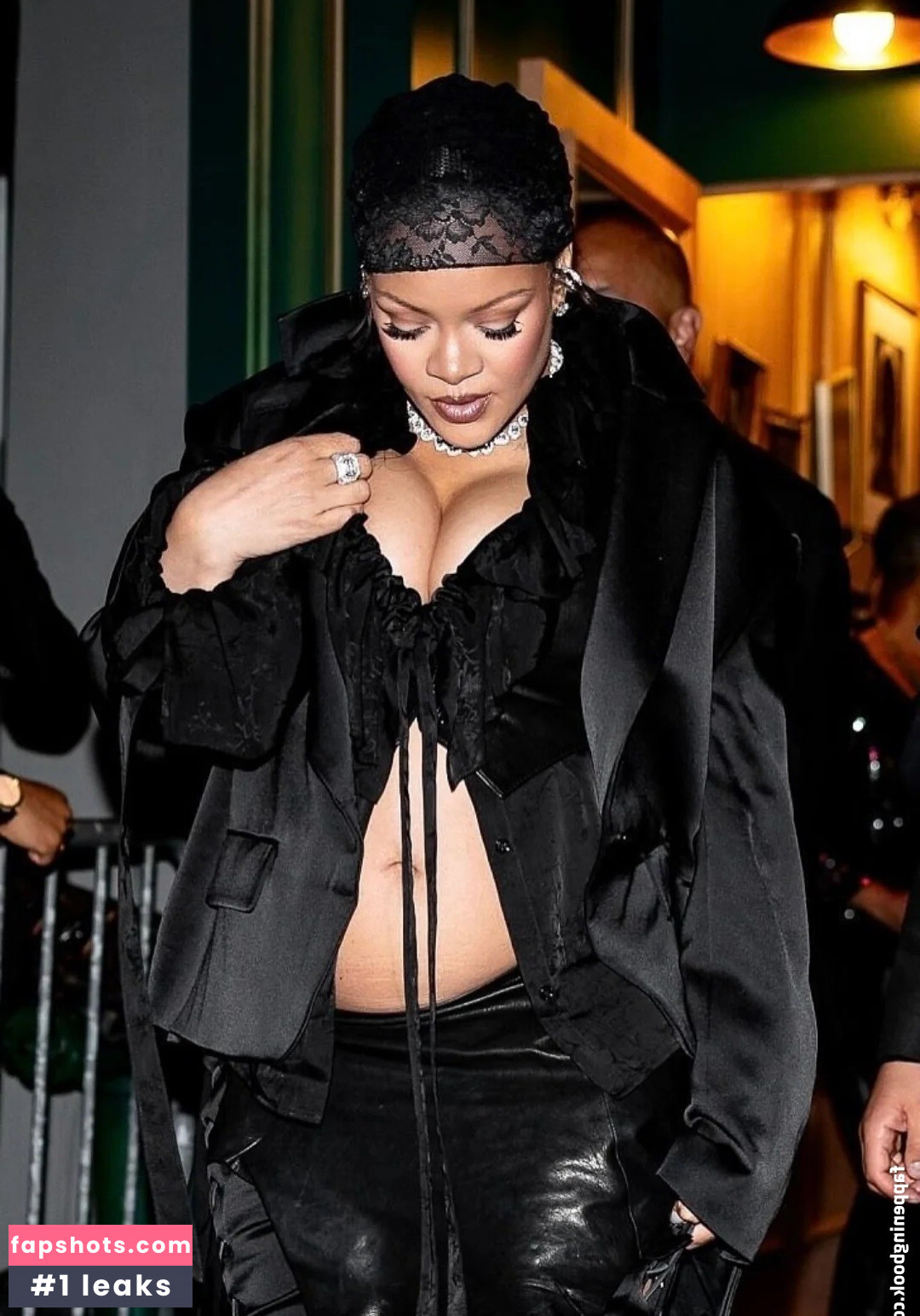 Rihanna gallery photo #4