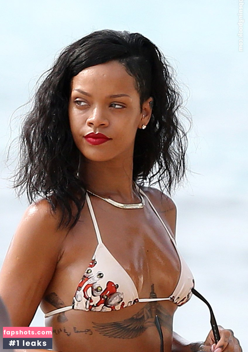 Rihanna gallery photo #3067