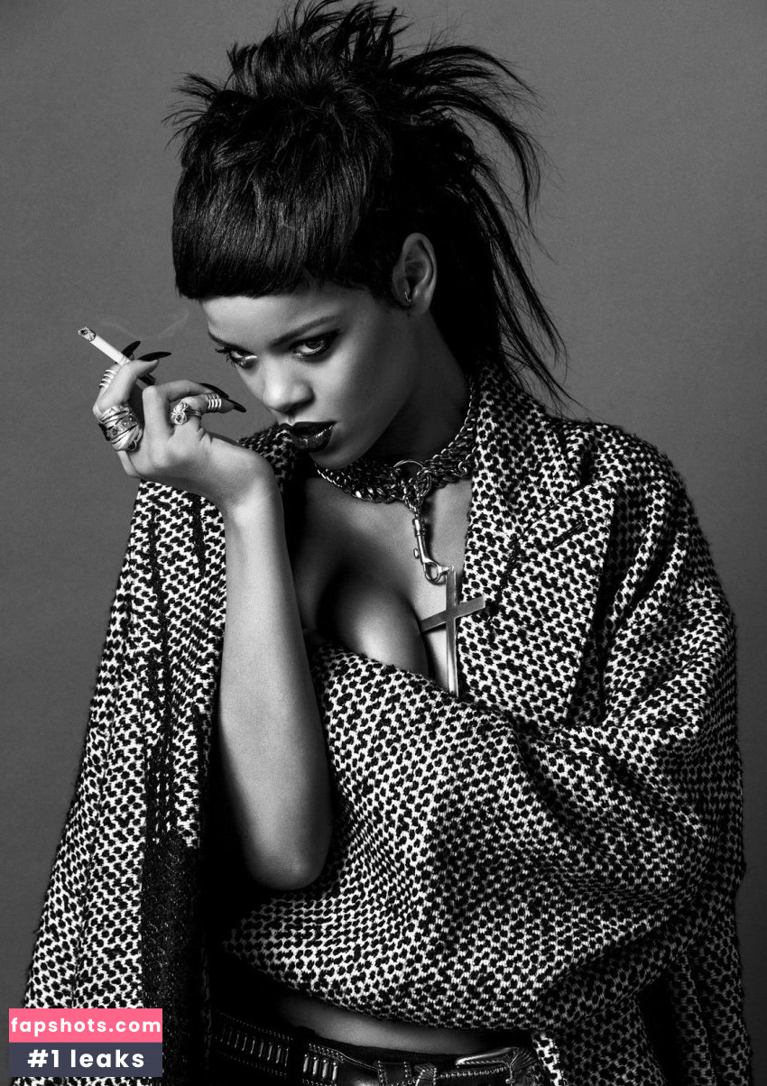 Rihanna gallery photo #3069