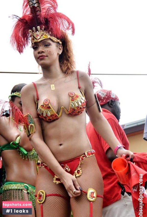 Rihanna gallery photo #3246