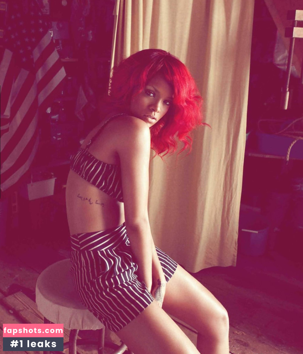 Rihanna gallery photo #3616