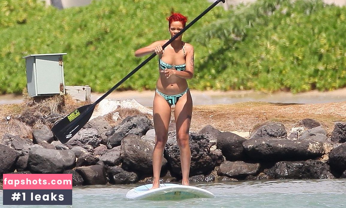 Rihanna gallery photo #3619