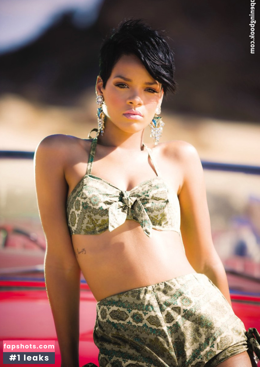 Rihanna gallery photo #3695