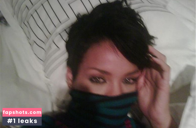 Rihanna gallery photo #3742