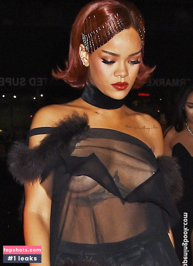 Rihanna gallery photo #3763