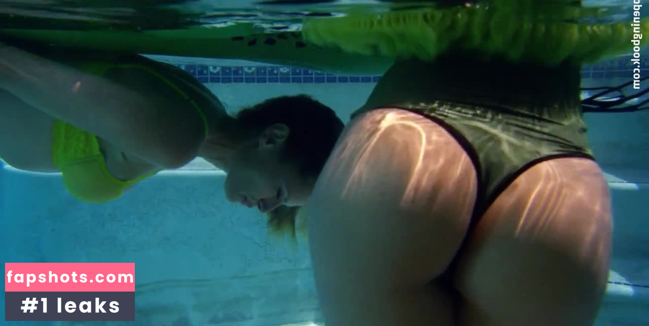 Rihanna gallery photo #3829