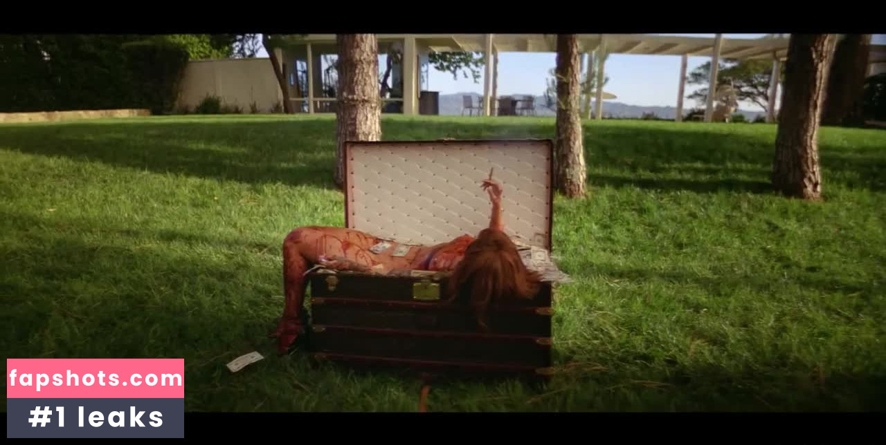 Rihanna gallery photo #3839