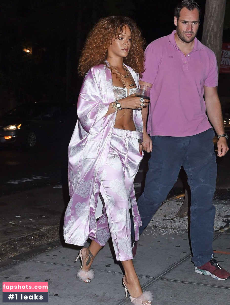Rihanna Nacktheit OnlyFans Fotos #3850 - Fapshots