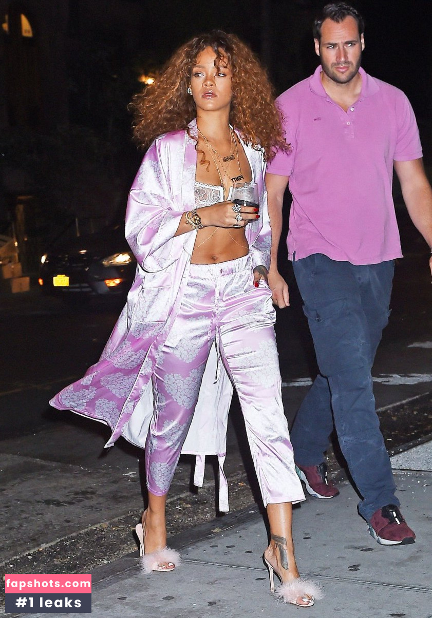 Rihanna Nacktheit OnlyFans Fotos #3855 - Fapshots