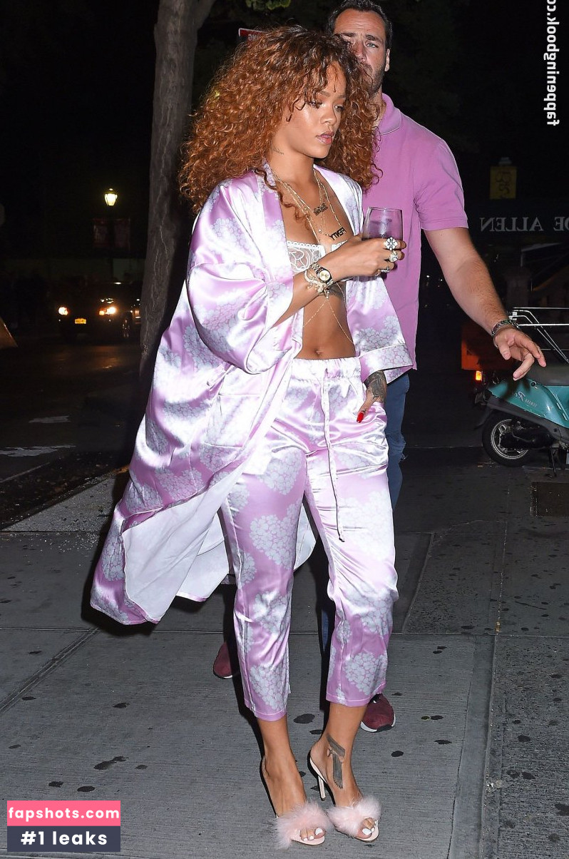 Rihanna Nacktheit OnlyFans Fotos #3863 - Fapshots