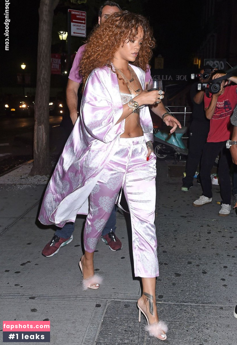 Rihanna Nacktheit OnlyFans Fotos #3865 - Fapshots