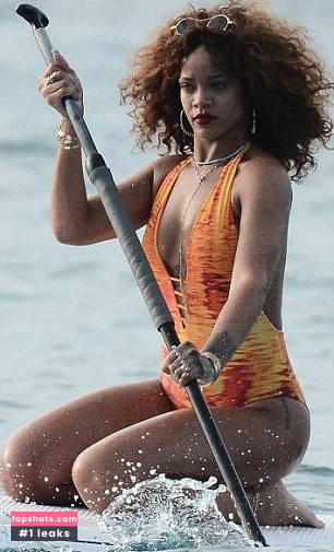 Rihanna Nahé úniky fotek pouze od fanoušků #3901 - Fapshots