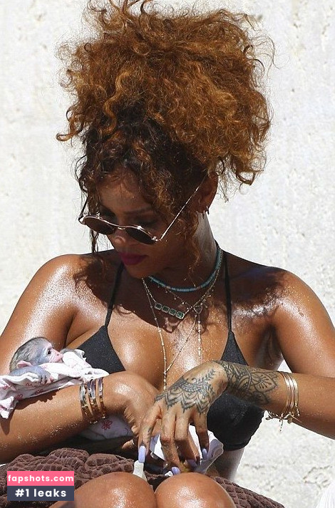 Rihanna Nahé úniky fotek pouze od fanoušků #3926 - Fapshots