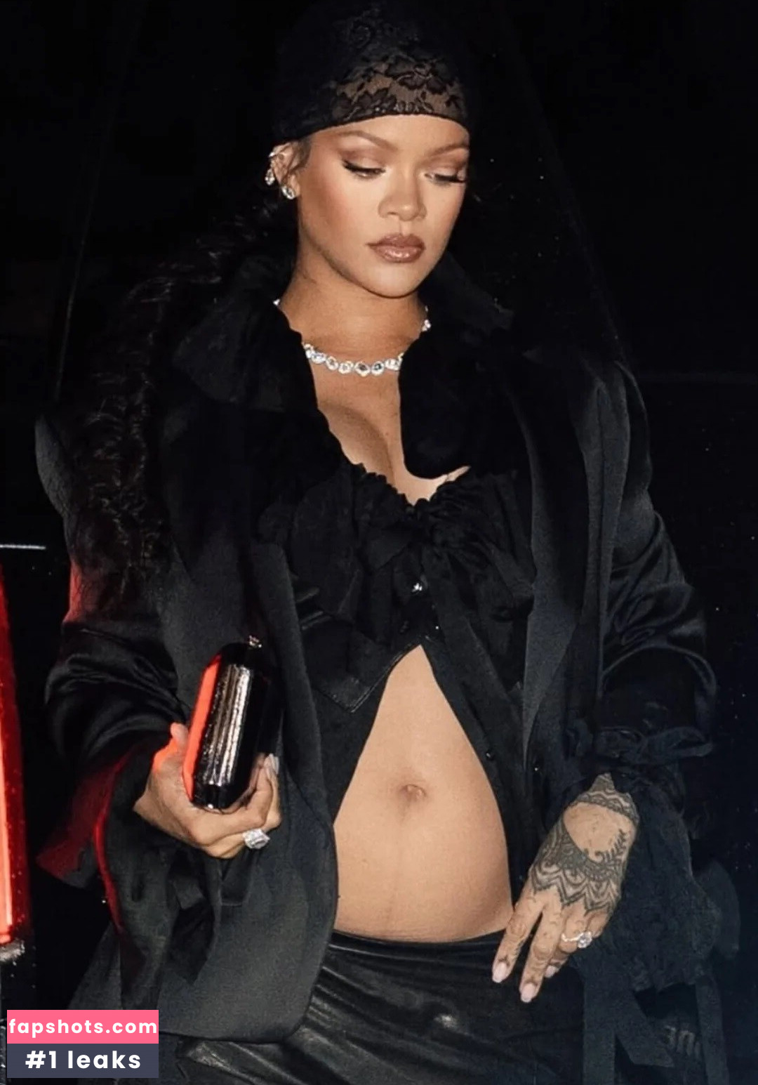 Rihanna gallery photo #5