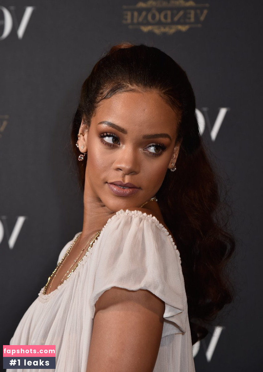 Rihanna Nahé úniky fotek pouze od fanoušků #4112 - Fapshots
