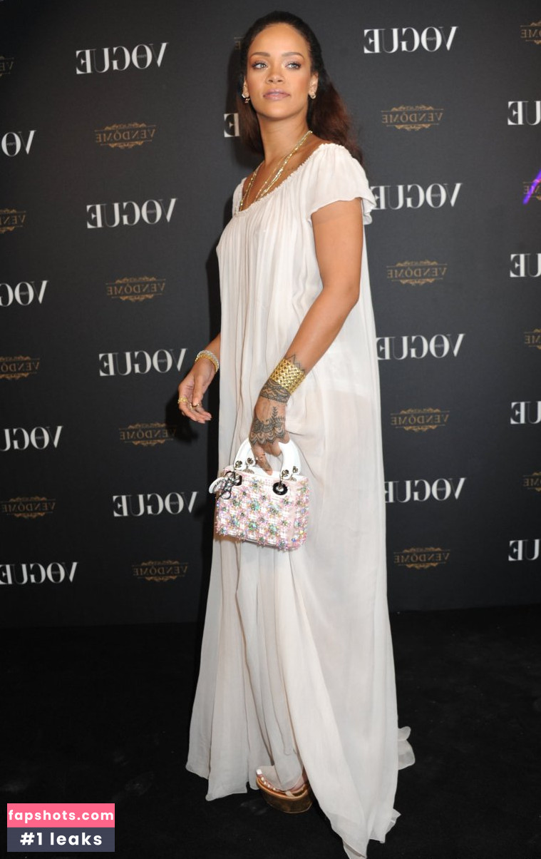 Rihanna Nahé úniky fotek pouze od fanoušků #4116 - Fapshots