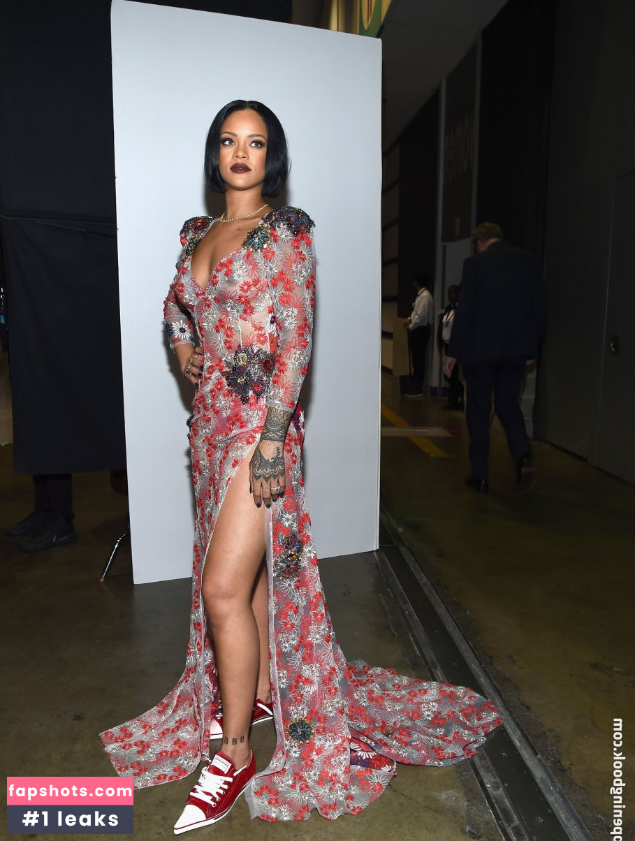 Rihanna Nahé úniky fotek pouze od fanoušků #4193 - Fapshots