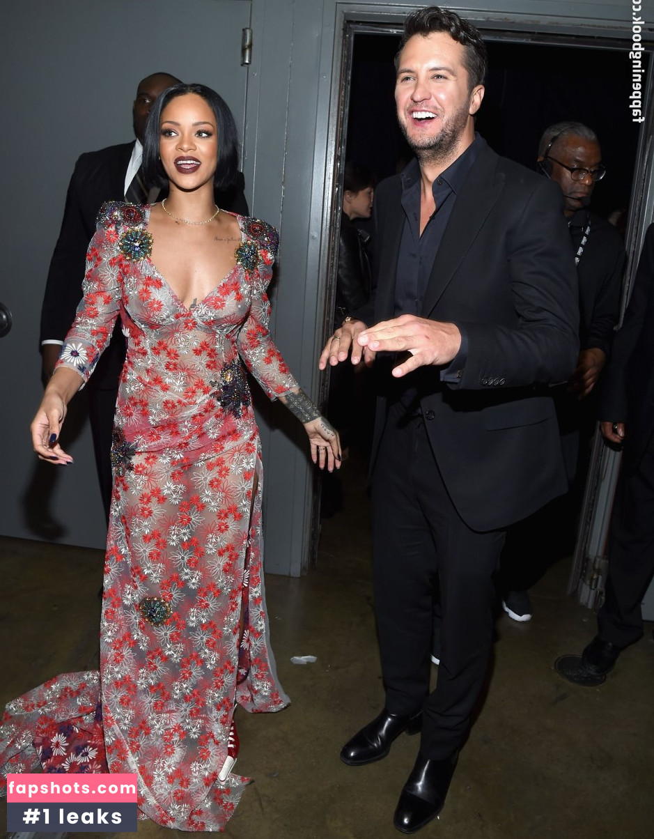 Rihanna Nahé úniky fotek pouze od fanoušků #4196 - Fapshots