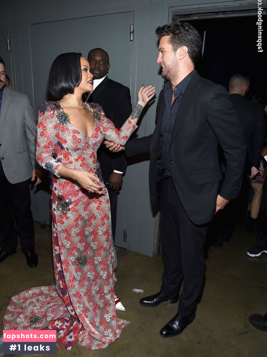 Rihanna Nahé úniky fotek pouze od fanoušků #4197 - Fapshots