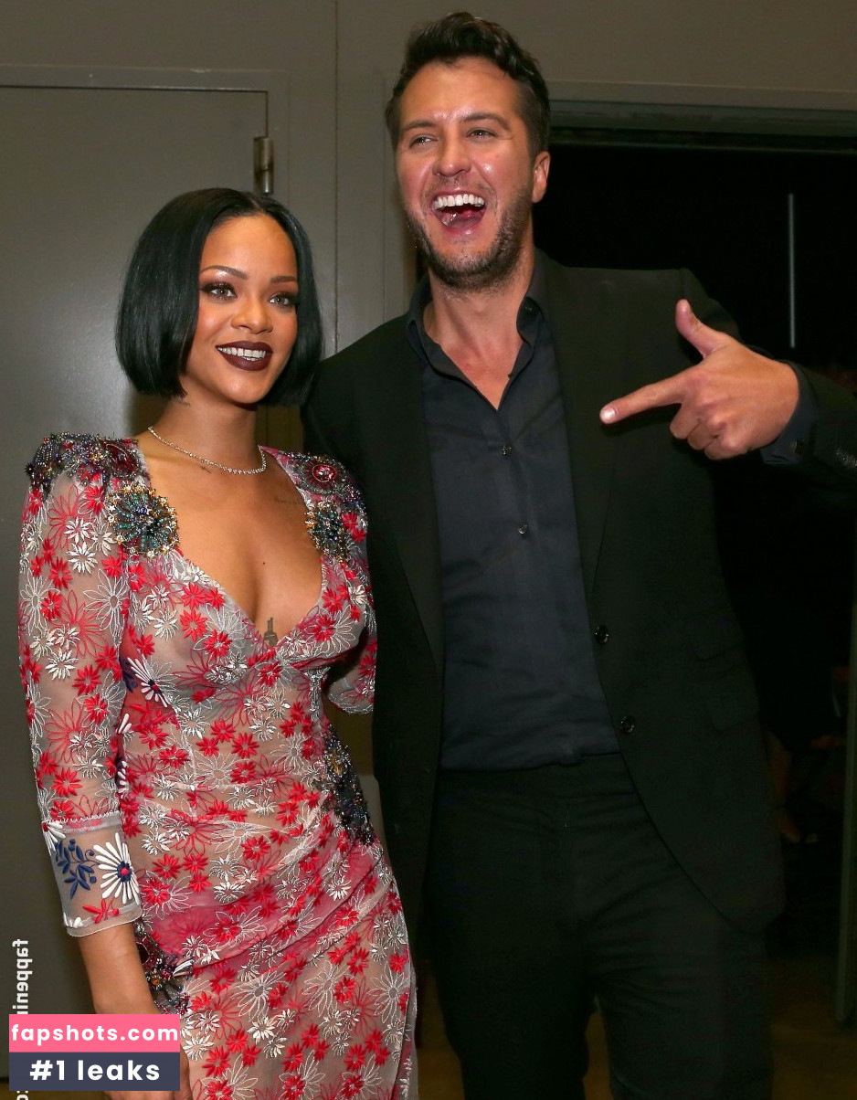 Rihanna Nahé úniky fotek pouze od fanoušků #4202 - Fapshots