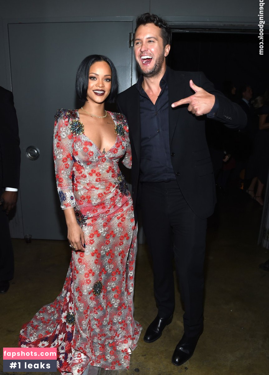 Rihanna Nahé úniky fotek pouze od fanoušků #4203 - Fapshots