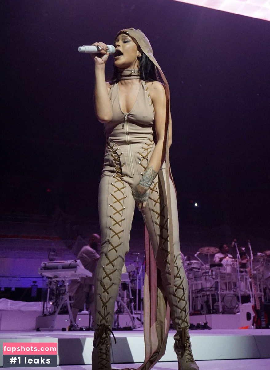 Rihanna Nahé úniky fotek pouze od fanoušků #4231 - Fapshots