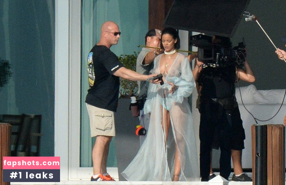 Rihanna Nahé úniky fotek pouze od fanoušků #4265 - Fapshots