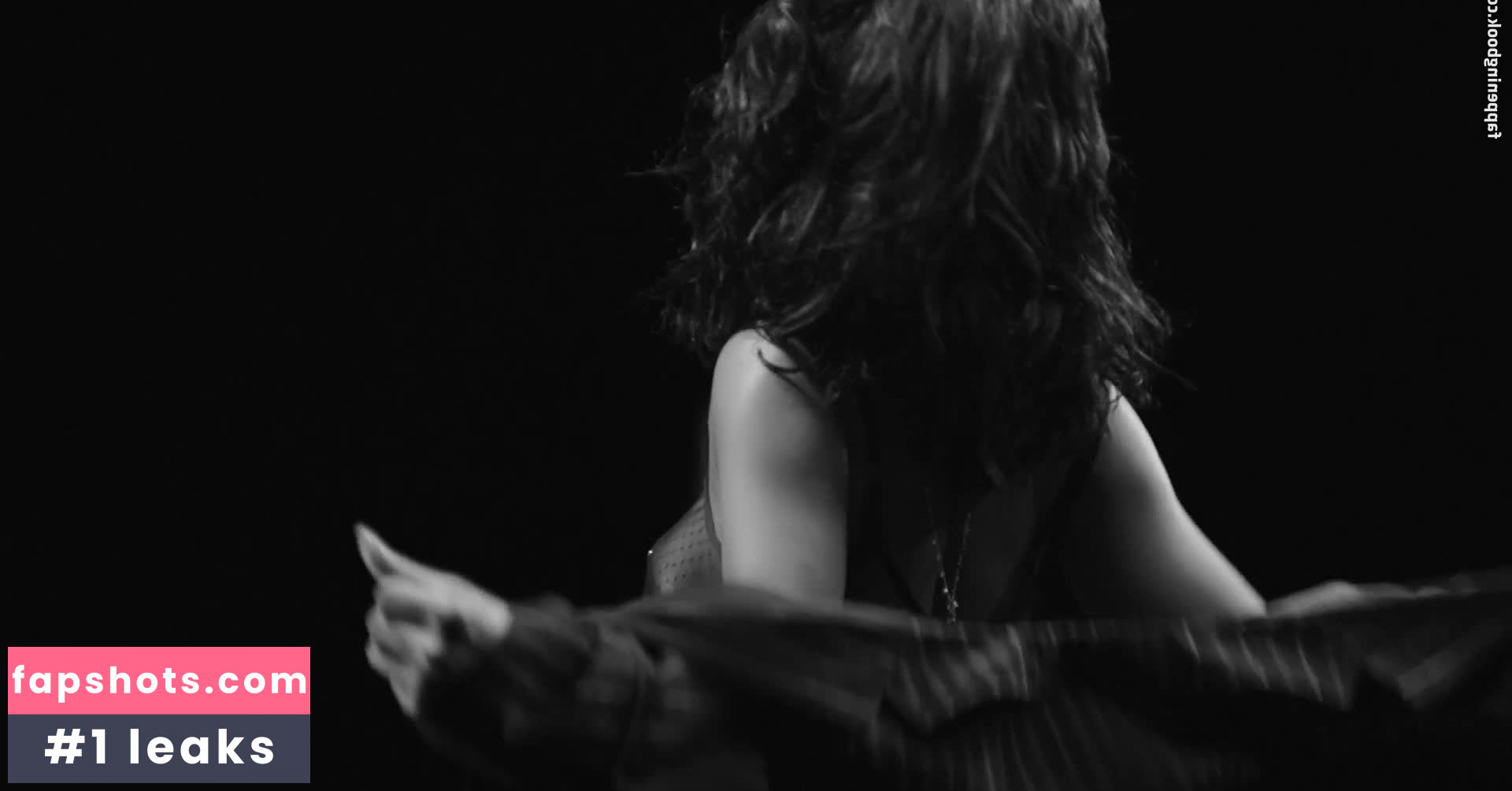 Rihanna Nahé úniky fotek pouze od fanoušků #4312 - Fapshots